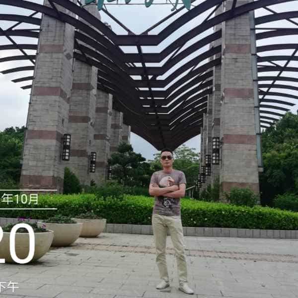 40岁岁四川单身帅哥 - 梧州吉缘网