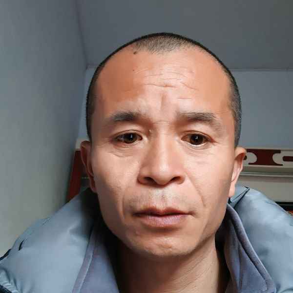 43岁岁河南单身帅哥 - 梧州吉缘网