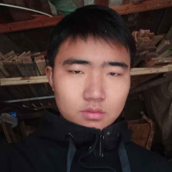 24岁岁四川单身帅哥 - 梧州吉缘网