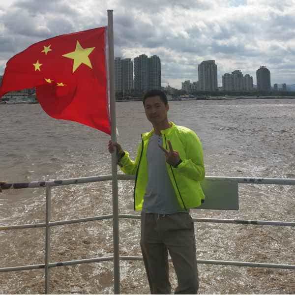 31岁岁浙江单身帅哥 - 梧州吉缘网