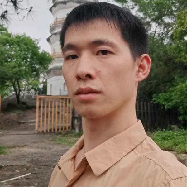 33岁岁四川单身帅哥 - 梧州吉缘网