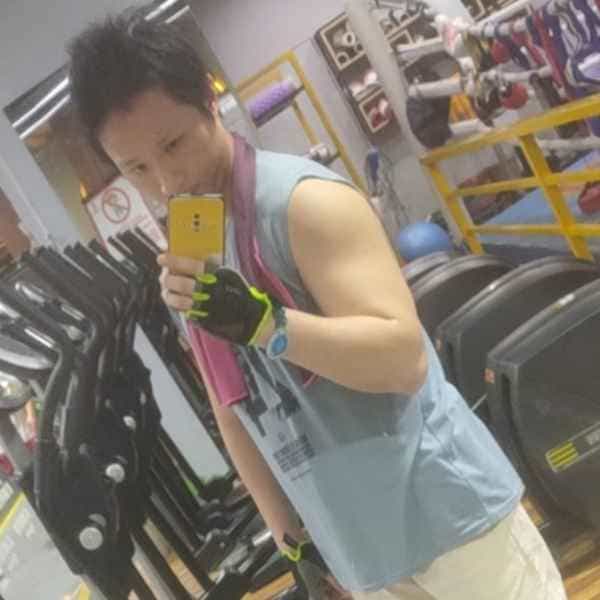 37岁岁广东单身帅哥 - 梧州吉缘网