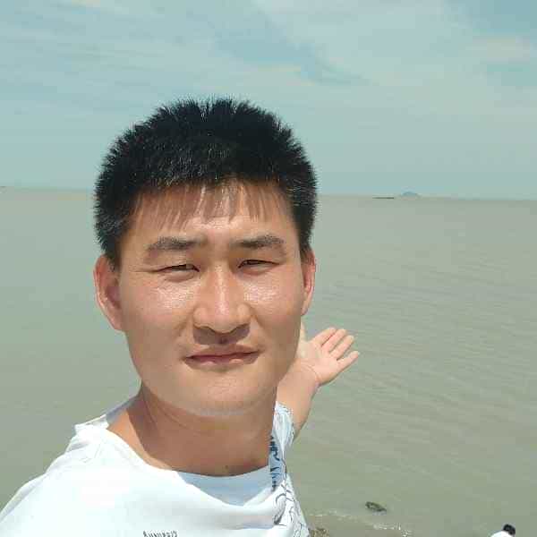 32岁岁山东单身帅哥 - 梧州吉缘网