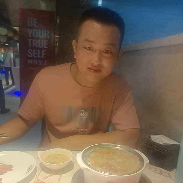 34岁岁山西单身帅哥 - 梧州吉缘网