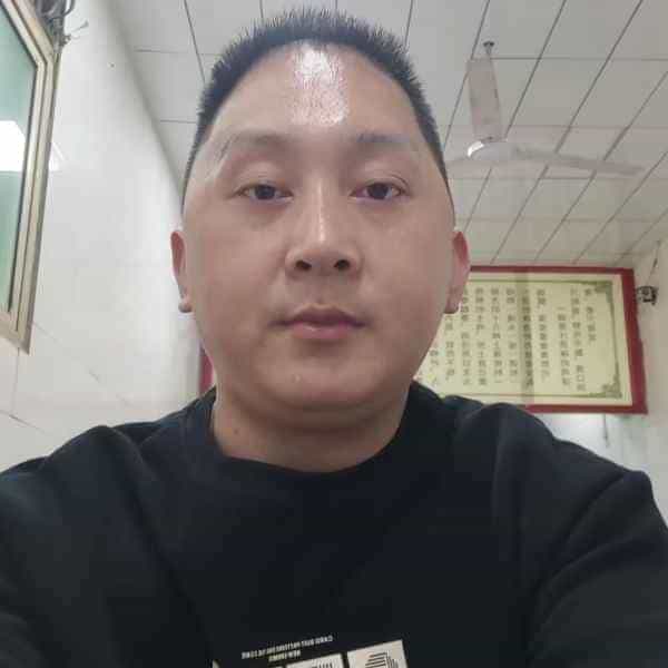 37岁岁陕西单身帅哥 - 梧州吉缘网
