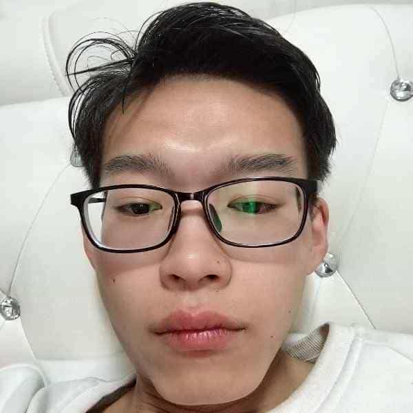 23岁岁河南单身帅哥 - 梧州吉缘网