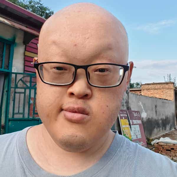 28岁岁山东单身帅哥 - 梧州吉缘网