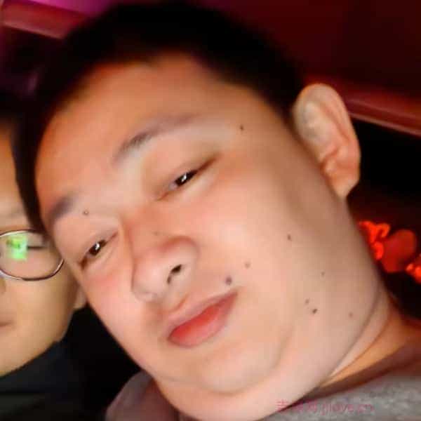 39岁岁辽宁单身帅哥 - 梧州吉缘网